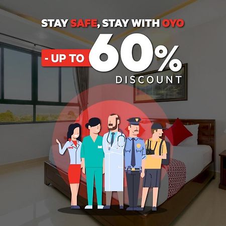 Oyo 208 G House Hotel Jakarta Exterior photo